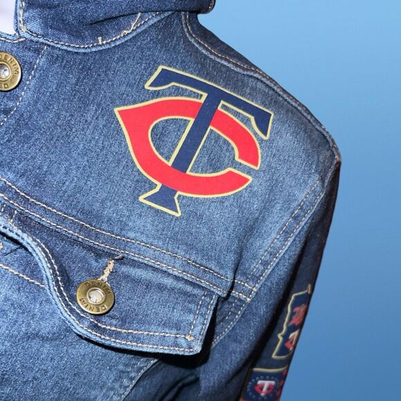 Women’s Tiny Turnip Minnesota Twins Denim Jacket Size Large - Picture 2 of 7